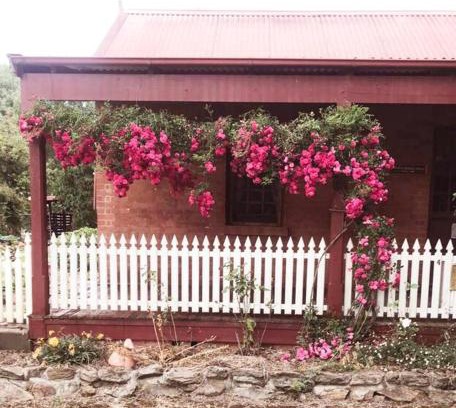 Rockley Casa | Historic Schoolhouse Rockley