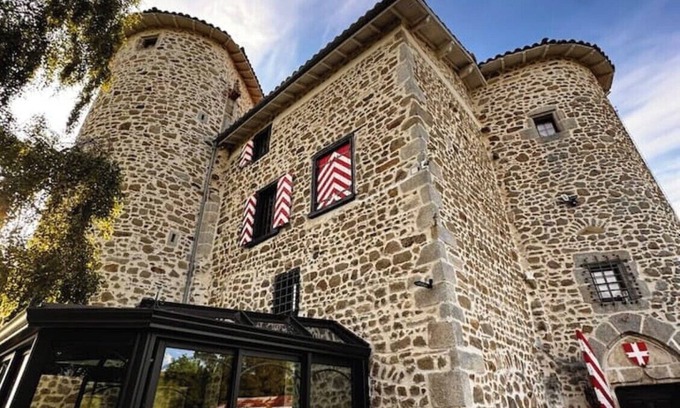 Aubusson-dʼAuvergne Otro | Historic Templar Castle from the 12th Century