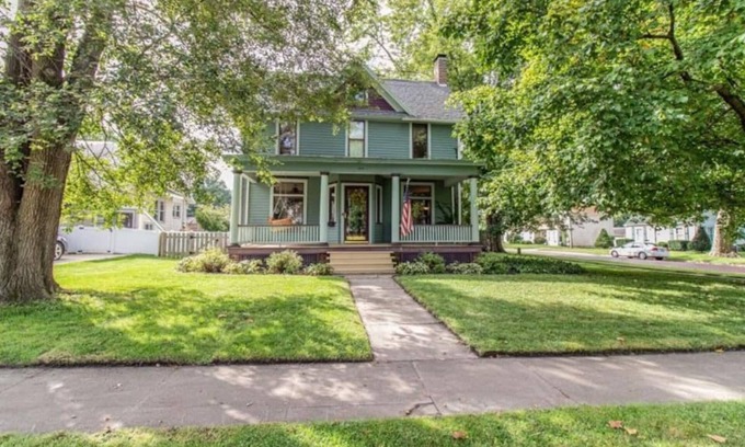 Princeton Casa | Historical Princeton House and Pet Friendly!
