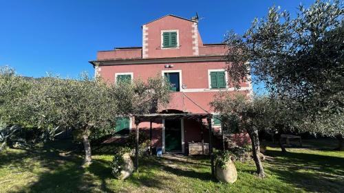 Cinque Terre Apartamento | Historical Villa 'The Birdhouse' - Garden & Views