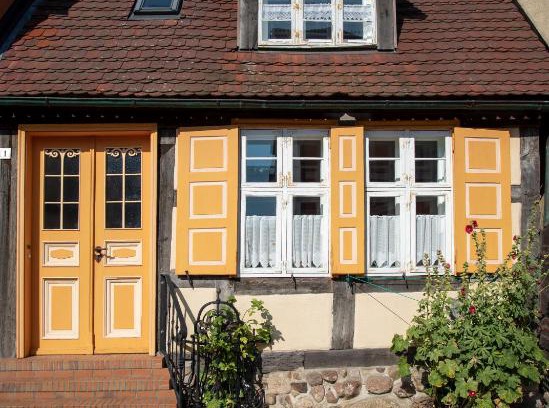 Ribnitz-Damgarten Casa | Historisches Fischerhäuschen