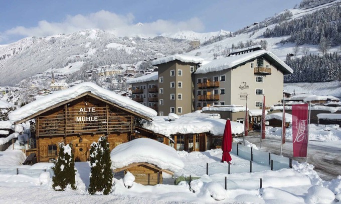 Seblas Apartamento | Holiday apartment with balcony and heating