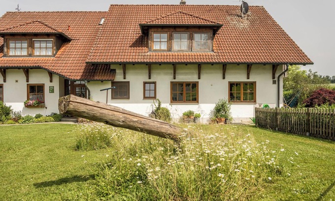 Deggenhausertal Apartamento | Apartamento vacacional 1 en la granja "Wagenberg" con vistas a la montaña, Wi-Fi y jardín