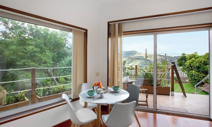 Teror Apartamento | Apartamento vacacional "Carmelo Y Carmela 2" con vistas a la montaña, terraza privada y Wi-Fi