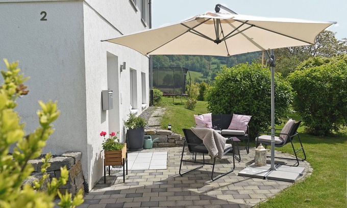 Frickingen Apartamento | Apartamento vacacional "Familia Strehl" con jardín privado y Wi-Fi