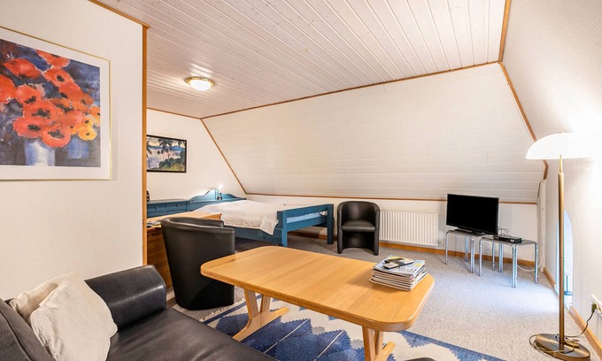 Rodenas Apartamento | Apartamento 'Gartenwohnung' con jardín comunitario y Wi-Fi