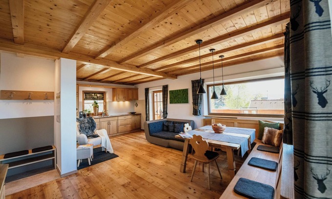 Foiana Apartamento | Apartamento vacacional 'Judith - Gallhof' con vistas a la montaña, terraza privada y Wi-Fi