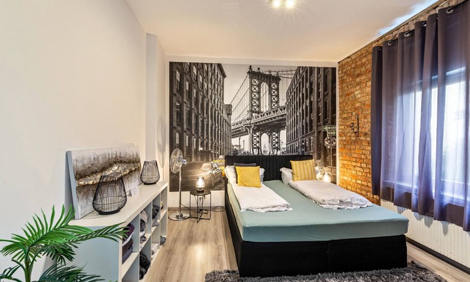 Wanheimerort Apartamento | Holiday Apartment 'New York' with Shared Terrace, Shared Garden & Wi-Fi