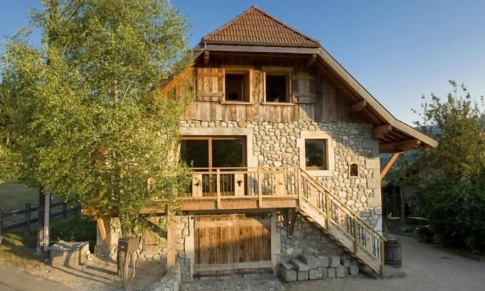 Val-de-Fier Casa | Apartamento de vacaciones Val de Fier para 1 - 4 personas con 2 dormitorios - Casa de vacaciones