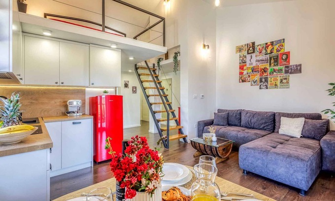 Milovcici Apartamento | Apartamento vacacional con una galería abierta