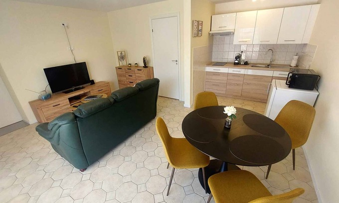 Buk Apartamento | Holiday apartment with WLAN, air conditioning and garden furniture