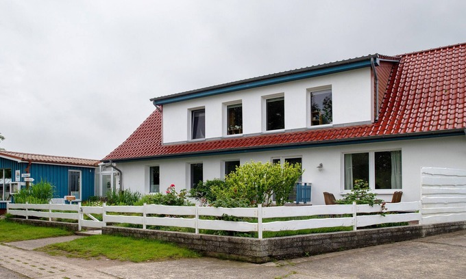 Meschendorf Apartamento | Apartamento de vacaciones "Möve ABA Apartment 33" con jardín compartido y WLAN