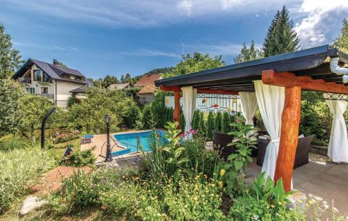 Presika Apartamento | Holiday home/apartments Vaska