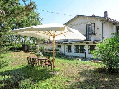 Rosciano Casa | Holiday Home Bouganville by Interhome