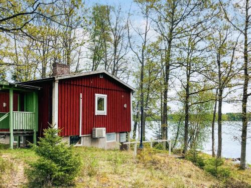 Osby Casa | Holiday Home by the Water in Osby