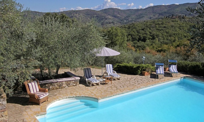 Panzano in Chianti Casa | Casa de vacaciones 'Chianti Loft' con vistas a la montaña, Wi-Fi y aire acondicionado