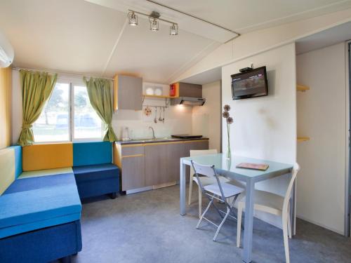 Lanterna Casa | Holiday Home Camping Lanterna by Interhome