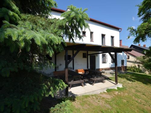 Jiretin pod Jedlovou Casa | Holiday Home in Jiretín near Ski Lift