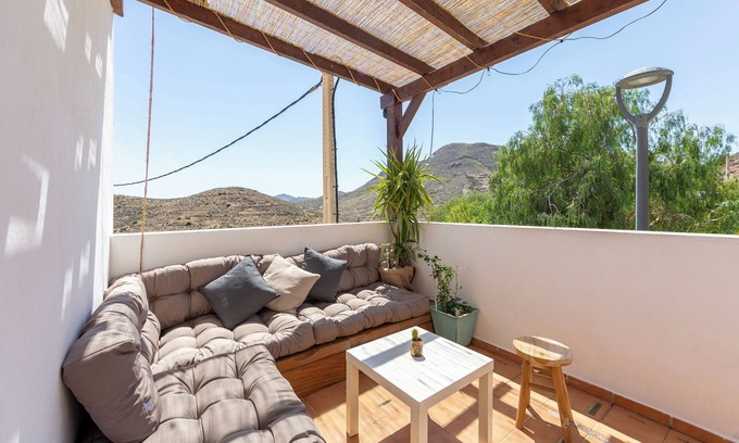 Presillas Bajas Casa | Casa de vacaciones 'Entre Volcanes Y Sal' con vistas a la montaña, Wi-Fi y aire acondicionado