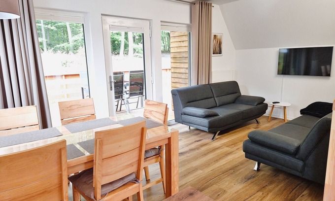 Bad Arolsen Casa | Casa de vacaciones 'Ferienhaus 88' con terraza privada y Wi-Fi