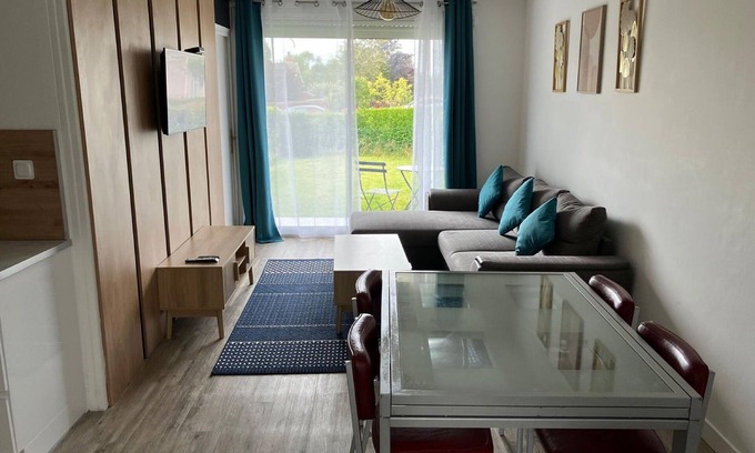 Autretot Casa | Casa de vacaciones 'La Gitounette De Caux' con terraza privada y jardín privado