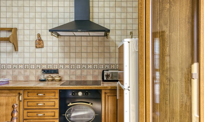 Santa Pellaia Casa | Casa de vacaciones 'Gavarres1' con vistas a la montaña, piscina privada y terraza privada