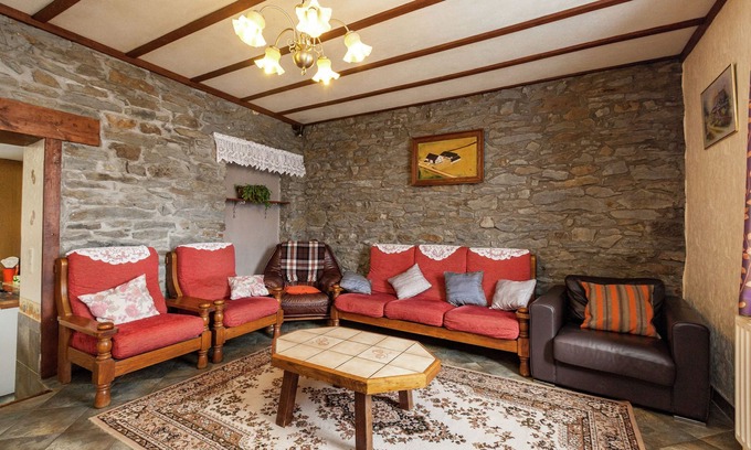 Foy Casa | Casa de vacaciones en Bastoסa con jardםn