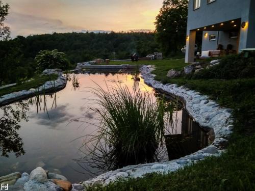 Presika Casa | Holiday Home in Bunjevci with Sauna & Garden