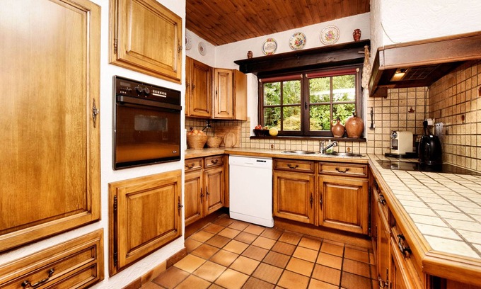 Nonceveux Casa | Espaciosa casa de vacaciones con piscina privada en Aywaille