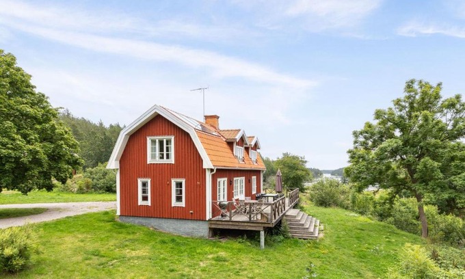 Totebo Casa | Holiday Home Klinten Totebo by Interhome