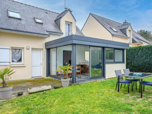 Saint-Philibert Casa | Holiday Home L'Armoricaine by Interhome