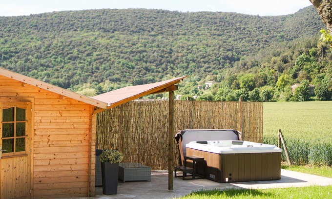 Beguda Casa | Casa de vacaciones 'La Caseta' con vistas a la montaña, Wi-Fi y aire acondicionado