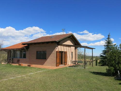 Grazzano Badoglio Casa | Holiday Home Le Rose Rosse by Interhome