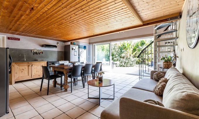 Gaillan-en-Medoc Casa | Casa de vacaciones 'Maison Gaillan Médoc' con jardín y Wi-Fi