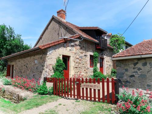 Chiddes Casa | Holiday Home Marguerite by Interhome