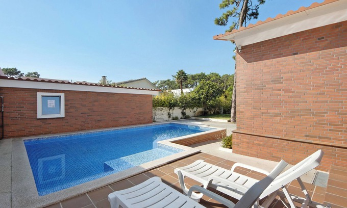 Esposende Casa | Casa de vacaciones 'Moradia Pinheiro Manso' con piscina privada, terraza privada y Wi-Fi