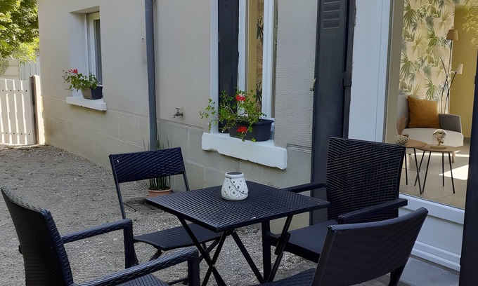 Gy-en-Sologne Casa | Casa de Vacaciones 'Pause Bucolique En Sologne' con Jardín Privado y Wi-Fi