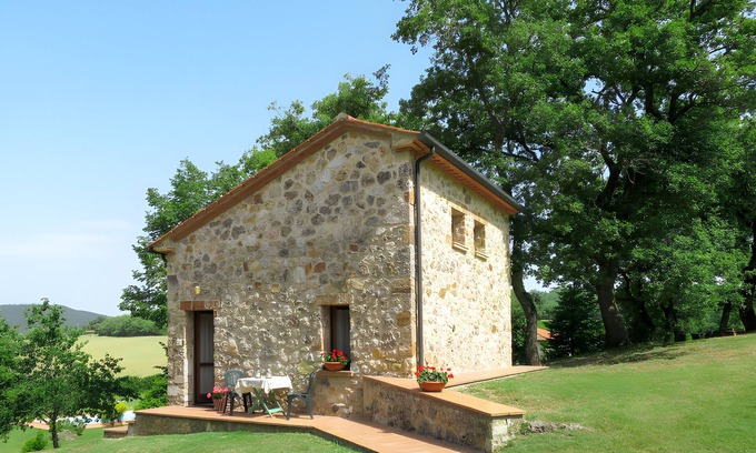 Montieri Apartamento | Casa Vacanze 'San Michele - Capanna Scopi' con Vista a la Montaña, Wi-Fi y Aire Acondicionado