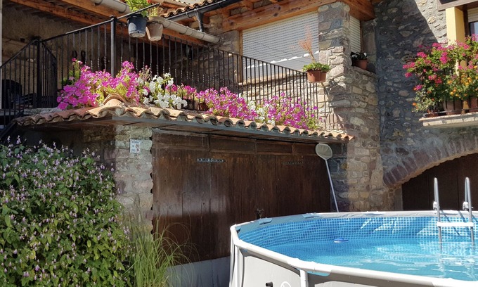 Les Iglesies Casa | Casa de vacaciones 'Teule 1' con vistas a la montaña, piscina compartida y Wi-Fi