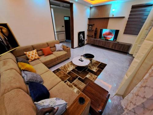 Entebbe Casa | Holiday Home via Entebbe
