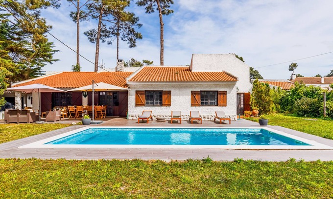 Verdizela Casa | Casa de vacaciones 'Vila Das Manas' con piscina privada, jardín privado y Wi-Fi