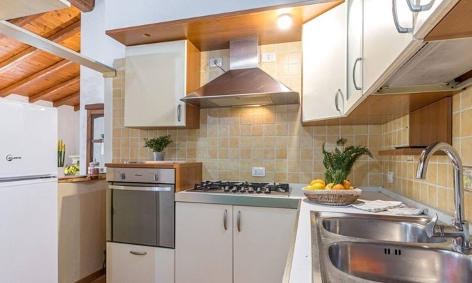 Rudalza Casa | Holiday Home 'Villa Pintadas' with Private Terrace, Wi-Fi and Air Conditioning