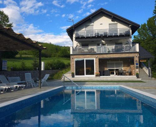 Ogulin Villa | Holiday home Villa Mira