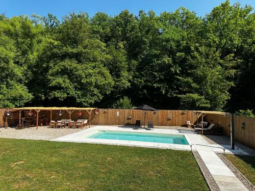 Laktasi Villa | Holiday home with private pool 'Lux Banja Luka'