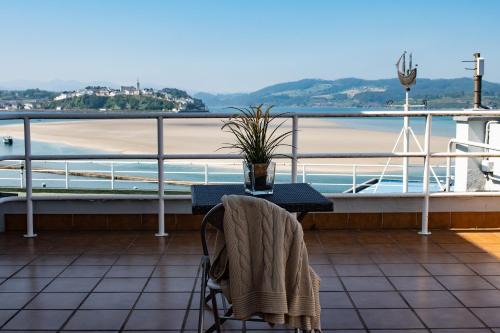 Figueras (Castropol) Apartamento | HOLIDAY HOMES Figueras AT