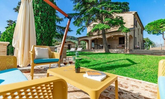 Pesaro Casa | Casa de vacaciones Pesaro para 1 - 10 personas con 4 dormitorios - Casa de vacaciones