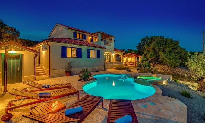 Smrika Casa | Casa de vacaciones Šmrika para 1 - 8 personas con 4 dormitorios - Casa de vacaciones