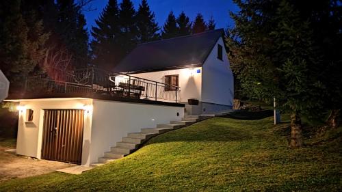 Zelin Mrzlovodicki Casa | Holiday House Tjaša
