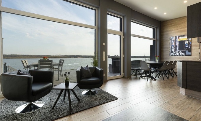 Lobnitz Casa | CASA DE VACACIONES CON PLAYA, BARCO, SAUNA, AIRE ACONDICIONADO Y CHIMENEA!