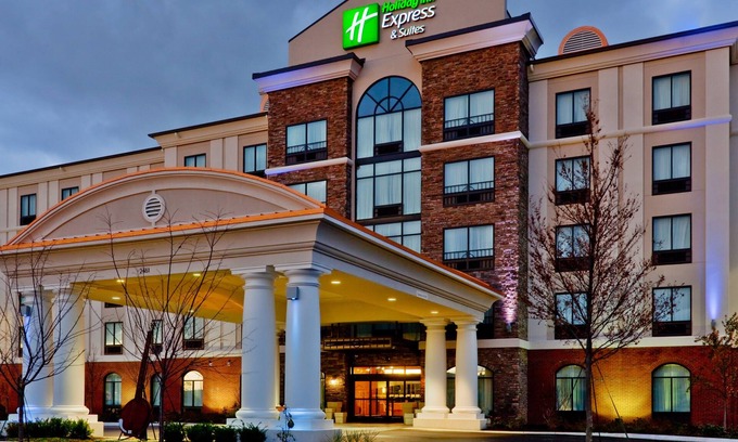 Pennington Bend Hotel | Holiday Inn Express Hotel and Suites Nashville-Opryland by IHG